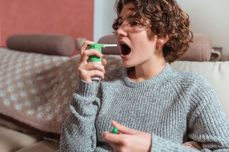 laringit_tratament_spray